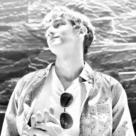 Meet your Posher, Dylan - Picture 1 of 1